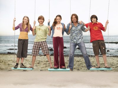 hannah-montana-cast[1].jpg